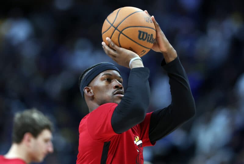 Jimmy Butler, astro da NBA, ganha mais do que top 10 do Flamengo junto