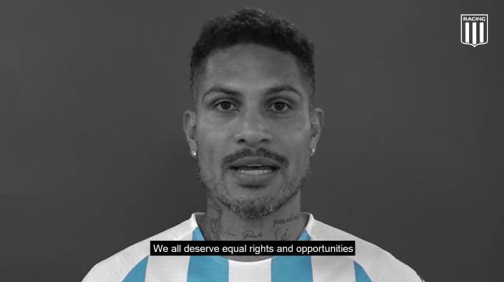 Paolo Guerrero em vídeo do Racing em combate ao racismo