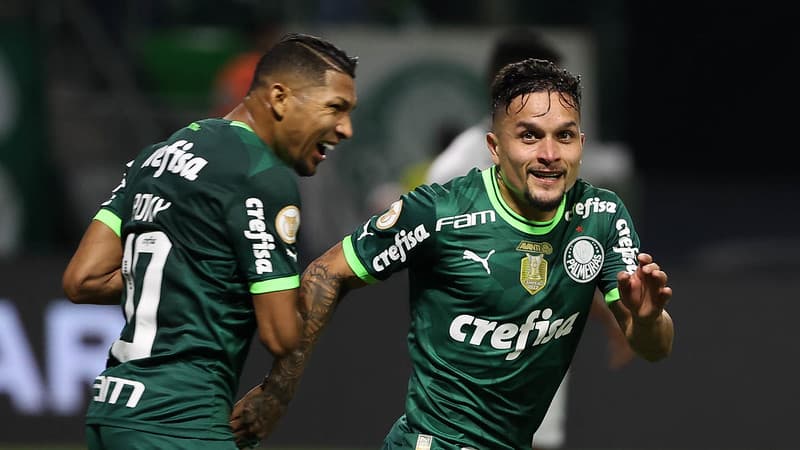 Artur e Rony em jogo do Palmeiras; atletas devem ser titulares contra o Flamengo