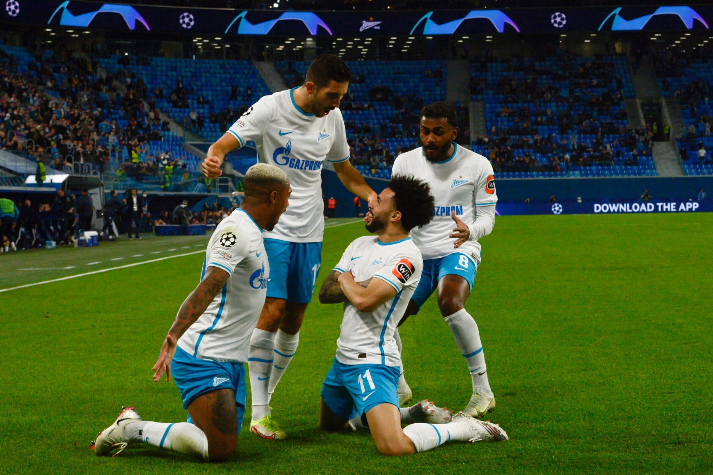 Claudinho e Wendel comemoraram gol pelo Zenit; Flamengo negocia contratação dos dois meio- campistas, brasileirão sub-20 e as últimas notícias