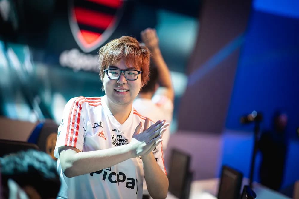 Goku após vitória do Flamengo no CBLOL; Jogador está no elenco do FlaEsports que disputará o MEG