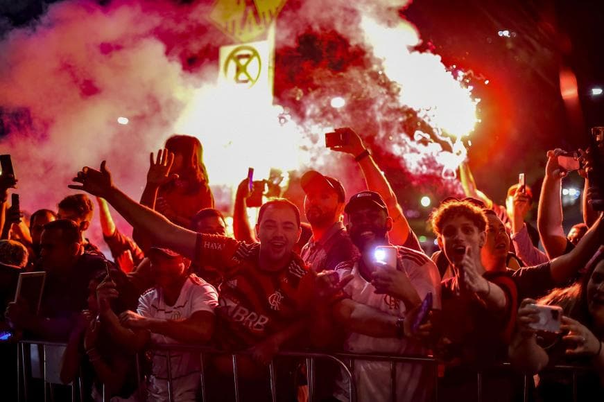 Nação recebe Flamengo em Belo Horizonte com festa
