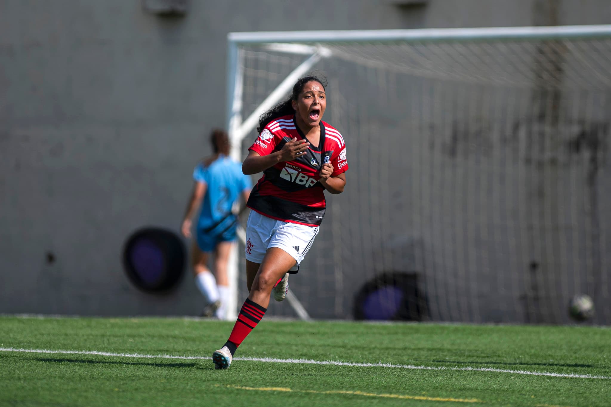 Flamengo comemora aniversário vencendo Athletico no Brasileirão Feminino Sub-17