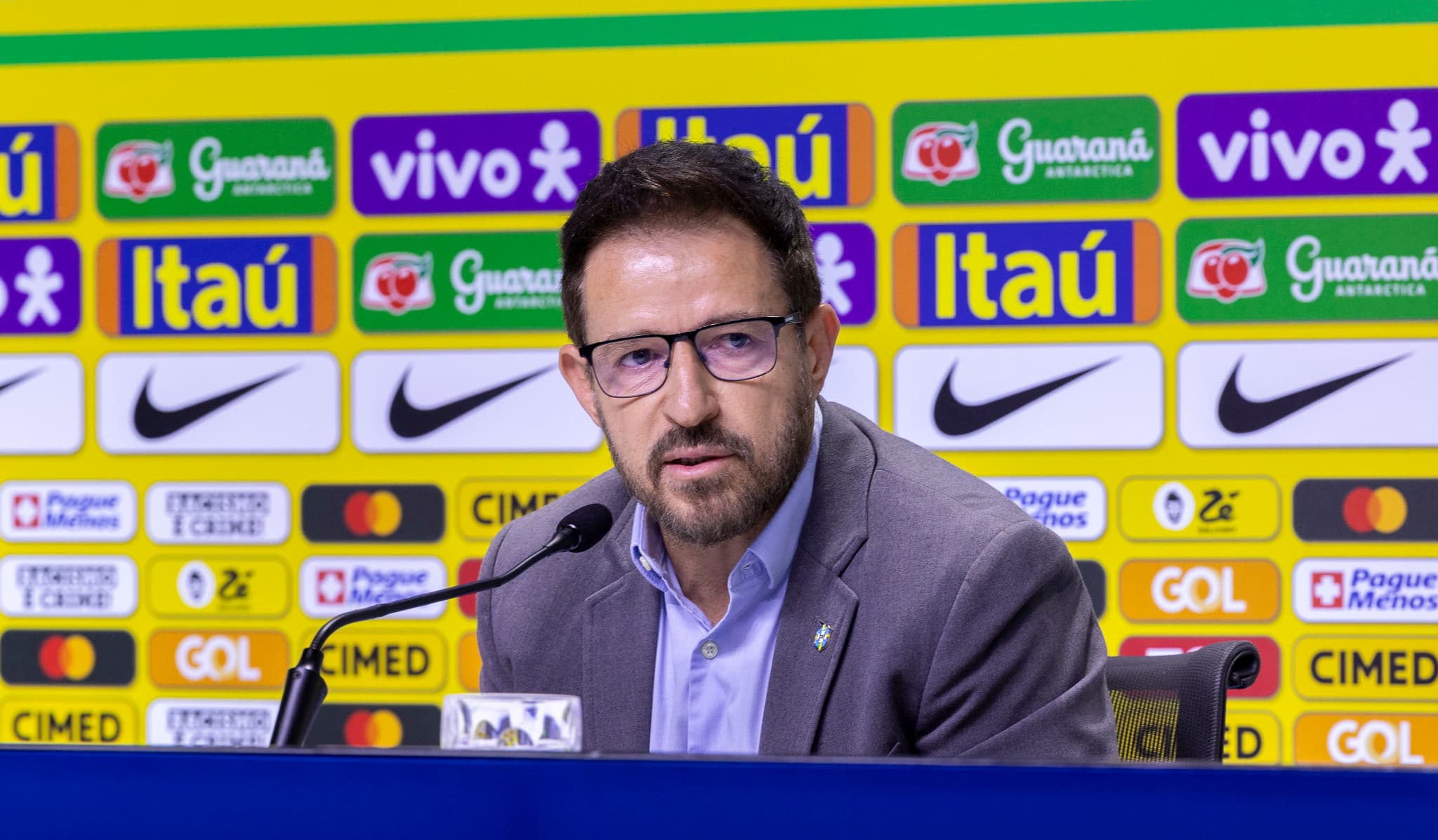 Ramon Menezes em convocação da seleção brasileira. treinador chamou Victor Hugo e Igor Jesus, do Flamengo