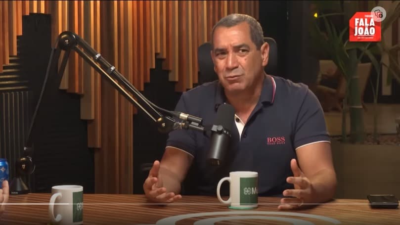 Zinho em participação no podcast "Fala, João"; ex-jogador esclareceu a polêmica que irritou torcedores do Flamengo