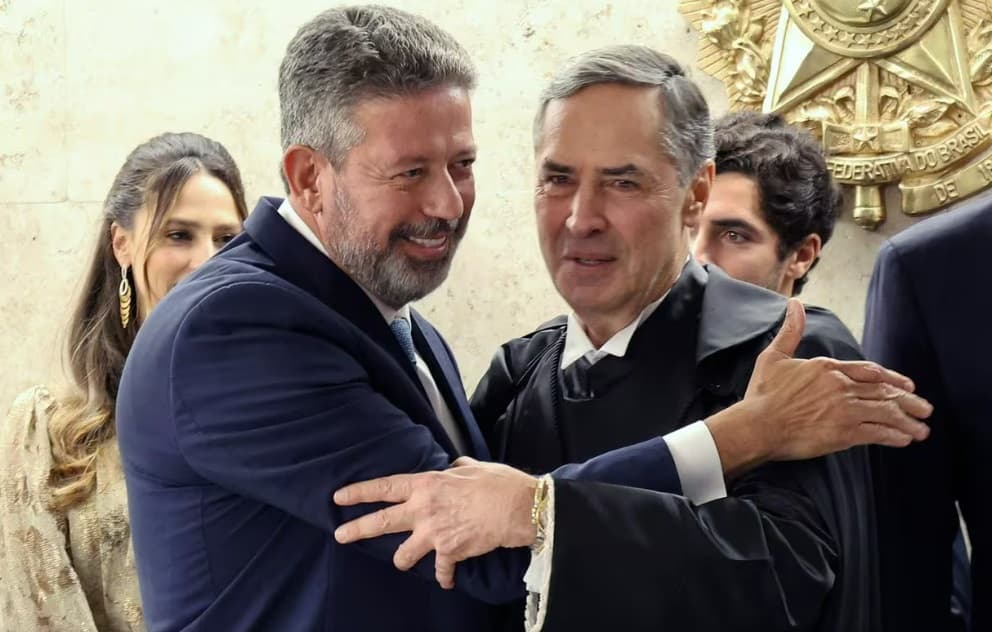 Flamengo marca data de cerimônia de entrega de título de sócio honorário a Arthur Lira e Luís Roberto Barroso