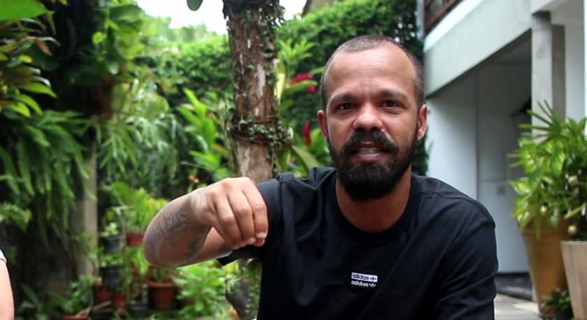 Jornalista Túlio Rodrigues chamou presidente de Conselho Deliberativo de frouxo em live; suspenso, ele perde direito a voto no Flamengo