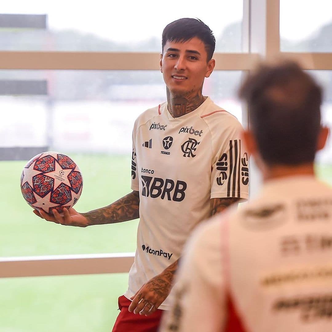 Erick Pulgar no CT do Ninho do Urubu às vésperas de Flamengo x Atlético-MG