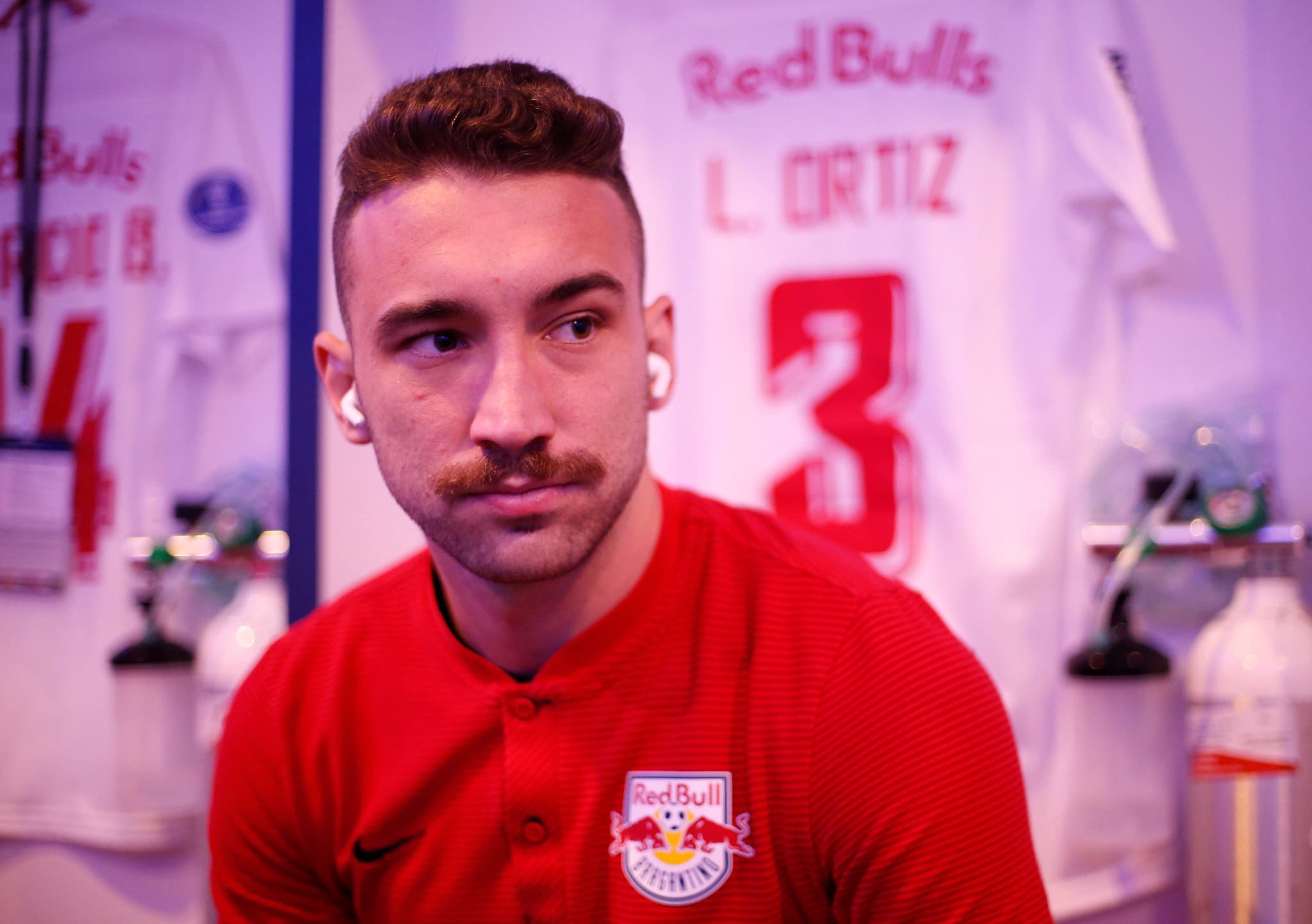 Léo Ortiz, do Red Bull Bragantino, deve ser anunciado em breve como reforço do Flamengo