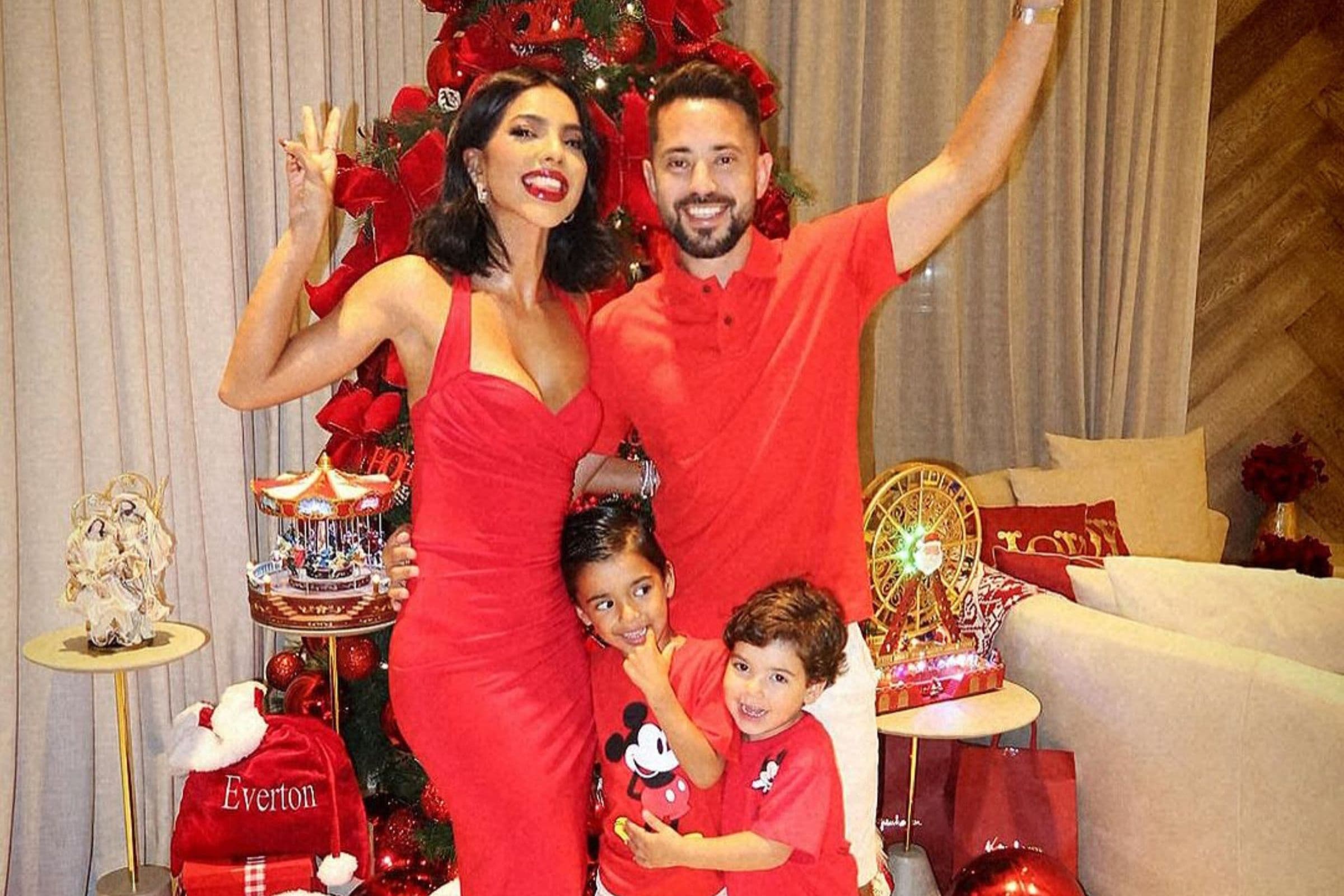 Everton Ribeiro, Gabigol, De La Cruz e outros jogadores do Flamengo mandaram mensagens de Natal para Nação