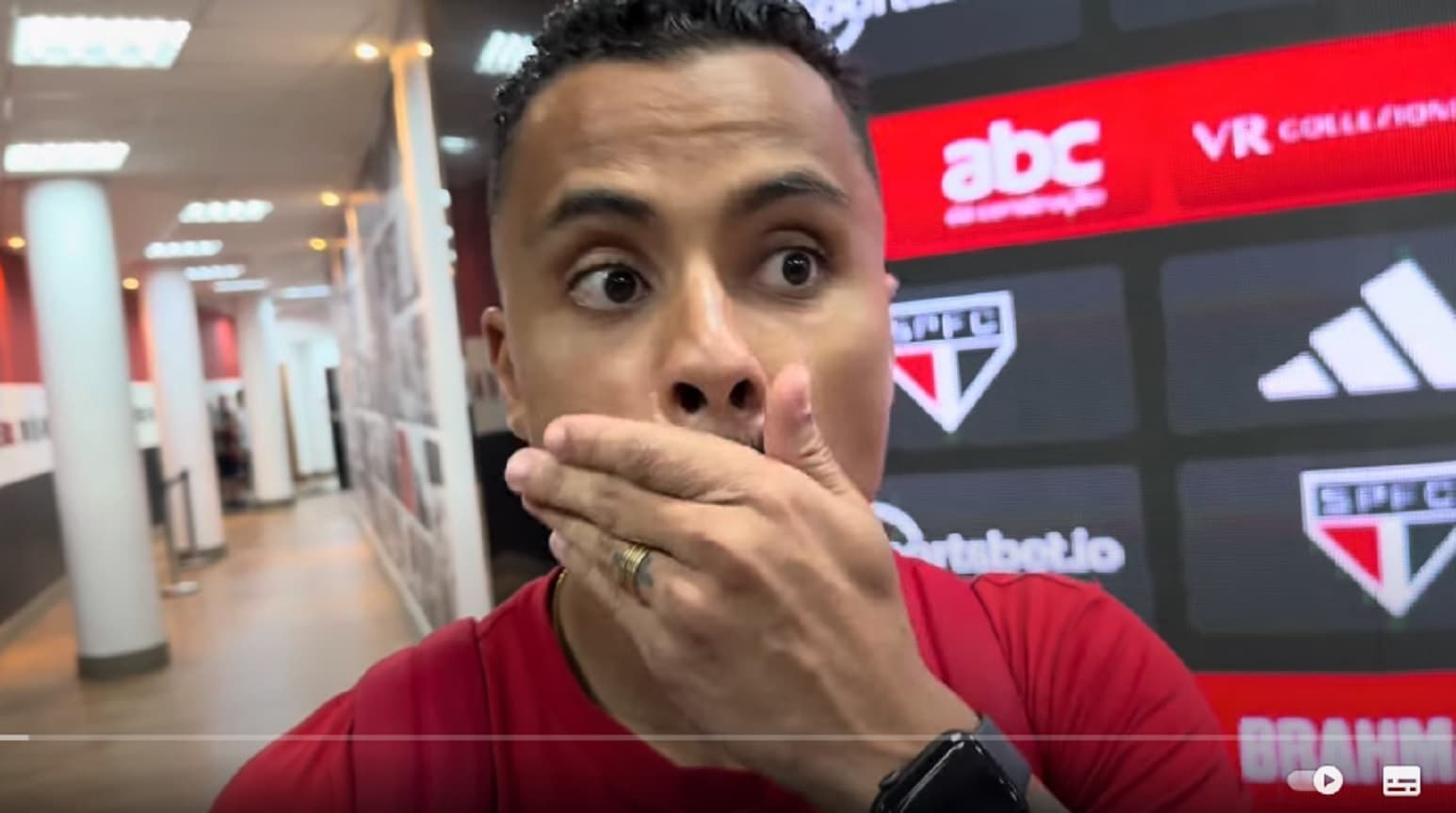 allan dá entrevista flamengo morumbi