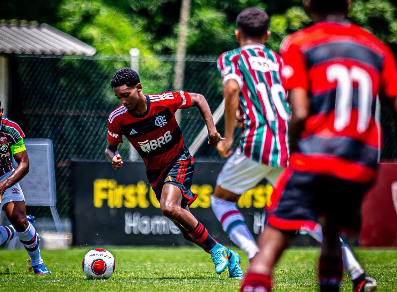 Flamengo e Fluminense se enfrentaram pela Recopa Sub-17