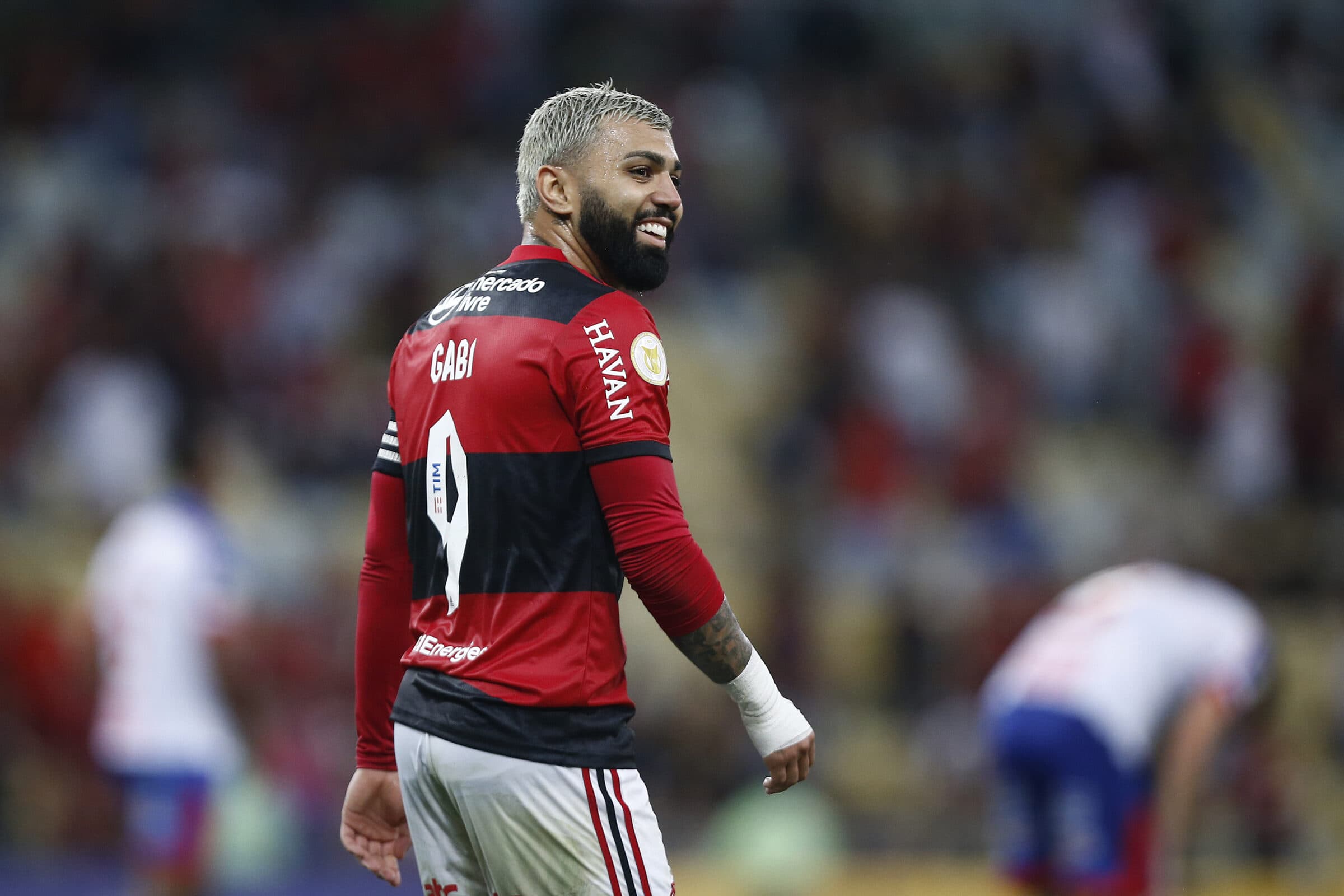 Edmundo delira ao pedir Gabigol, ídolo do Flamengo, no Vasco