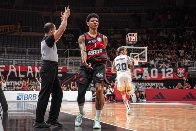 O MRN separou todas as informações sobre o jogo do Flamengo hoje (21/12) e onde assistir ao vivo o Mengão nesta quinta