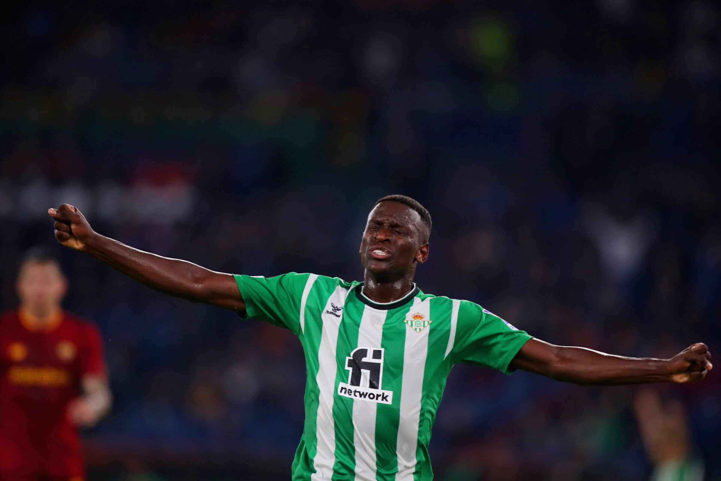 Luiz Henrique comemora gol pelo Betis; Flávio Prado elogiou atacante alvo do Flamengo