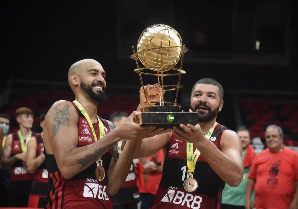 O MRN separou informações sobre a história do NBB e a participação do Flamengo no principal campeonato de basquete do Brasil