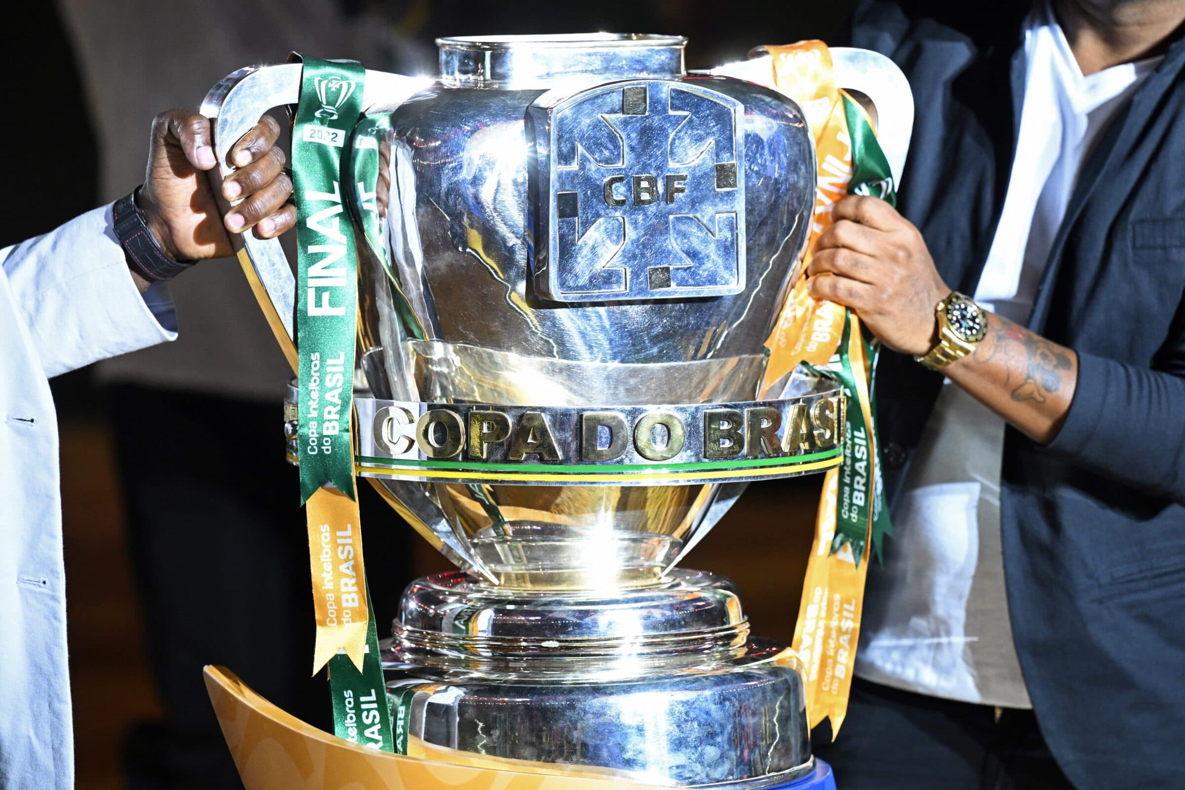 O MRN aponta quantas Copas do Brasil o Flamengo tem e conta detalhes das conquistas rubro-negras na competição