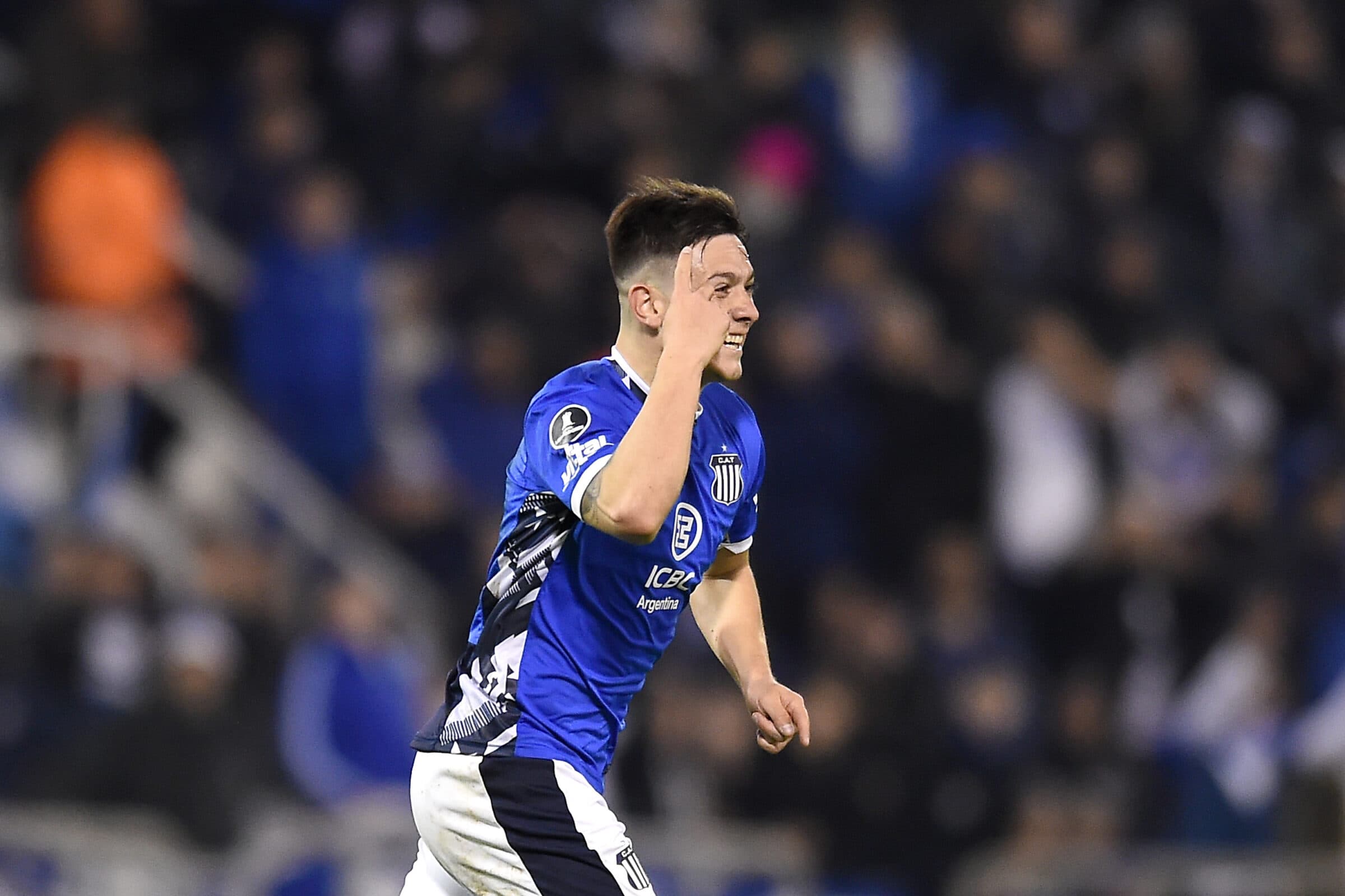 Rodrigo Garro comemora gol pelo Talleres; meia foi sugerido ao Flamengo pelo analista Raphael Rabello