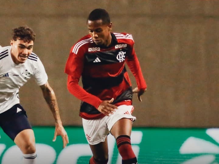 Flamengo perde para o Cruzeiro e está eliminado da Copinha