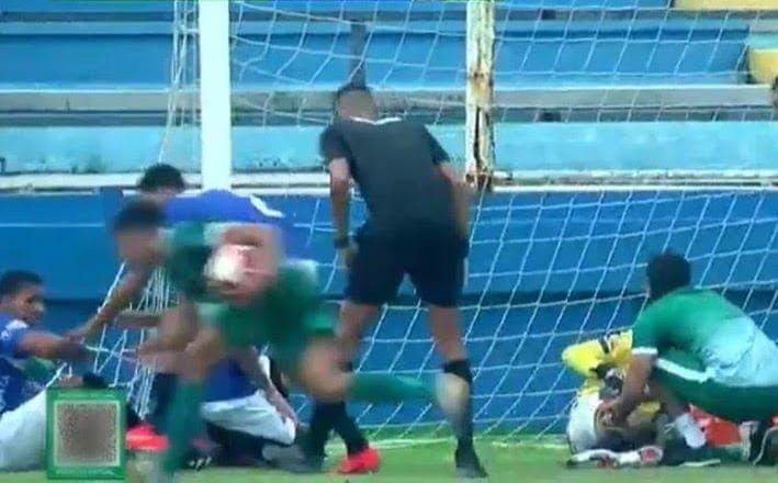 Árbitro Carlos Tadeu apitou Serra Macaense x Carapebus que acabou em tiroteio