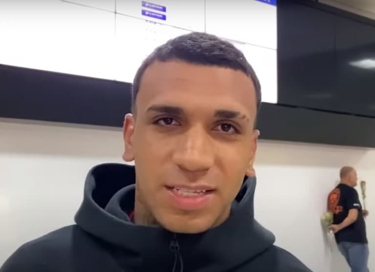 Petterson, revelado pelo Flamengo, desembarcou em Curitiba para assinar com o Athletico-PR