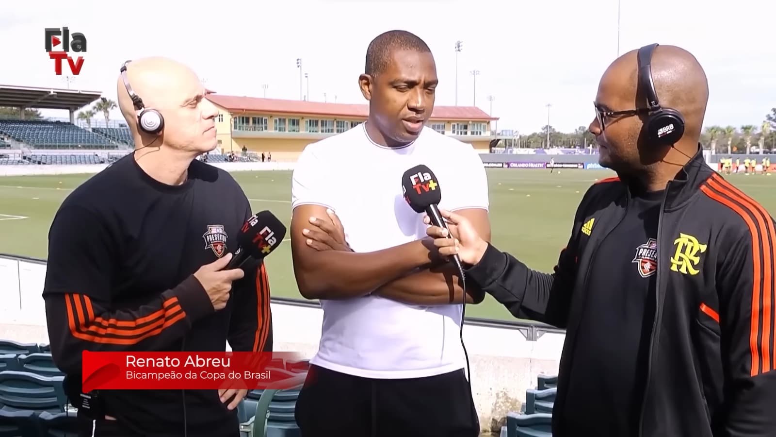 Renato Abreu participa de vídeo da Fla TV