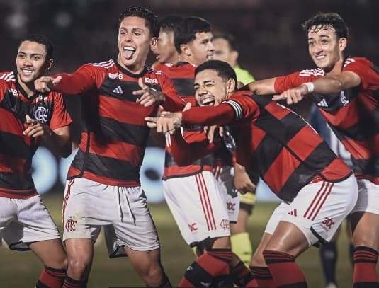 Flamengo avança na Copinha
