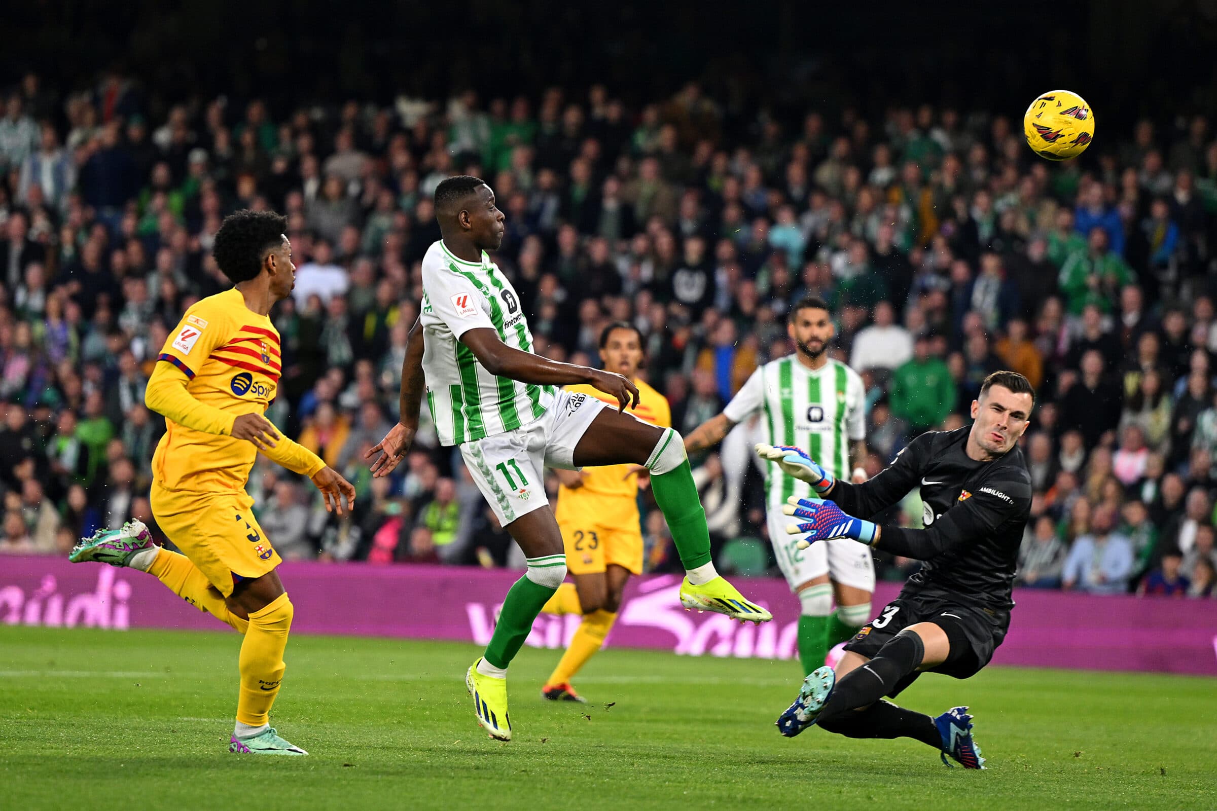 O jornalista Breiller Pires dissecou sobre a necessidade da contratação de Luiz Henrique e as ambições do Flamengo