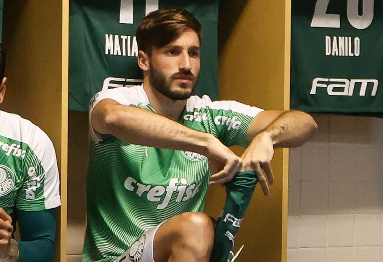 matias viña se aproxima do flamengo