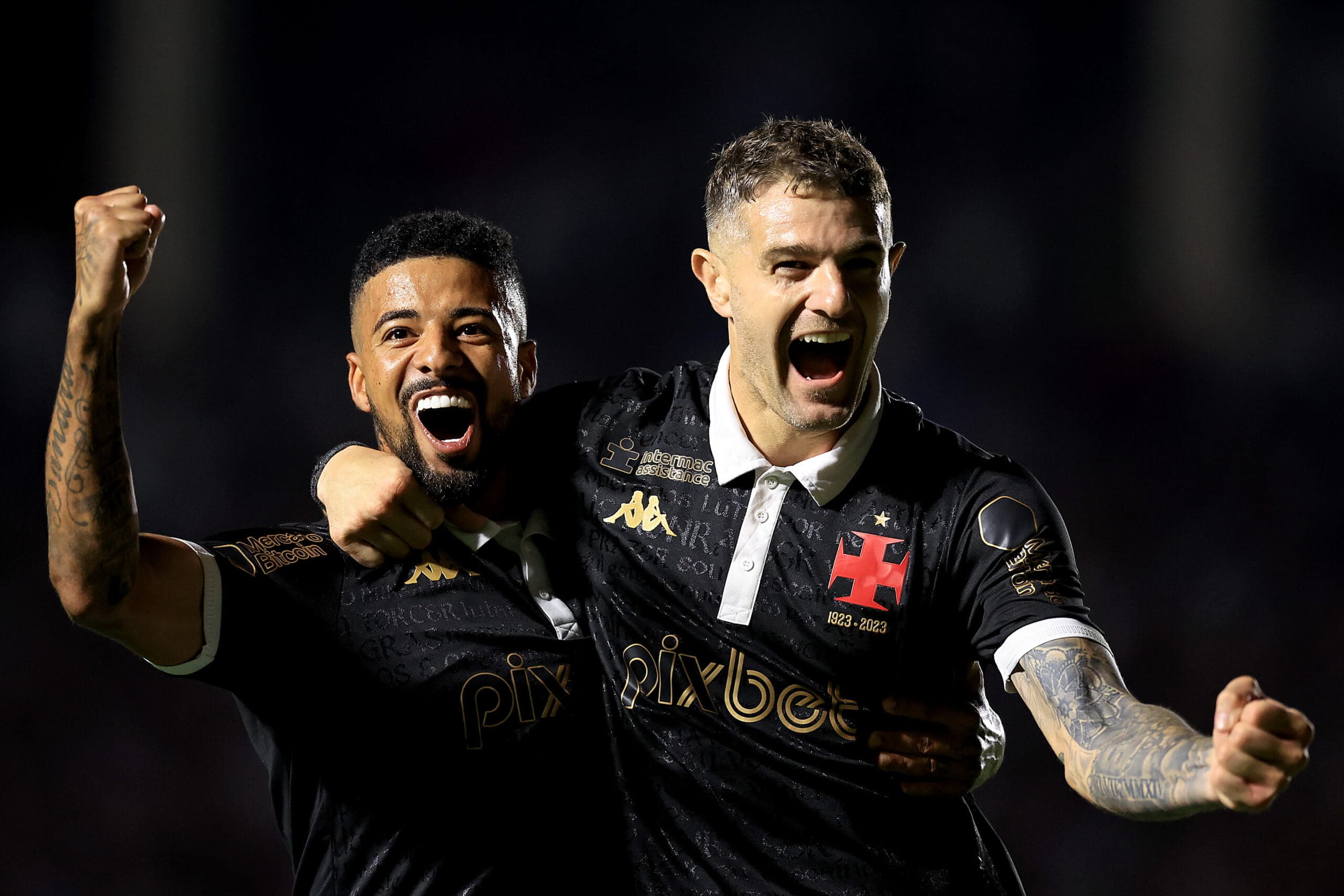 paulinho não enfrenta o flamengo