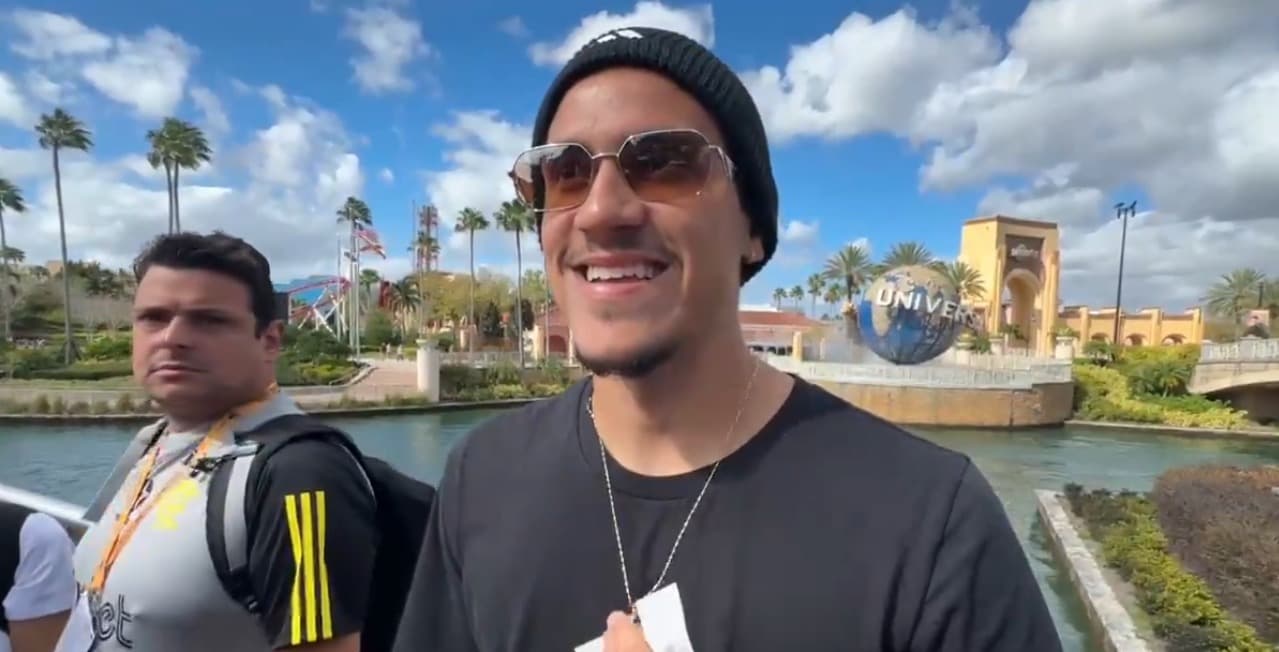 Em folga durante pré-temporada nos Estados Unidos, Pedro falou com jornalistas sobre brinquedo que mais lhe deu frio na espinha