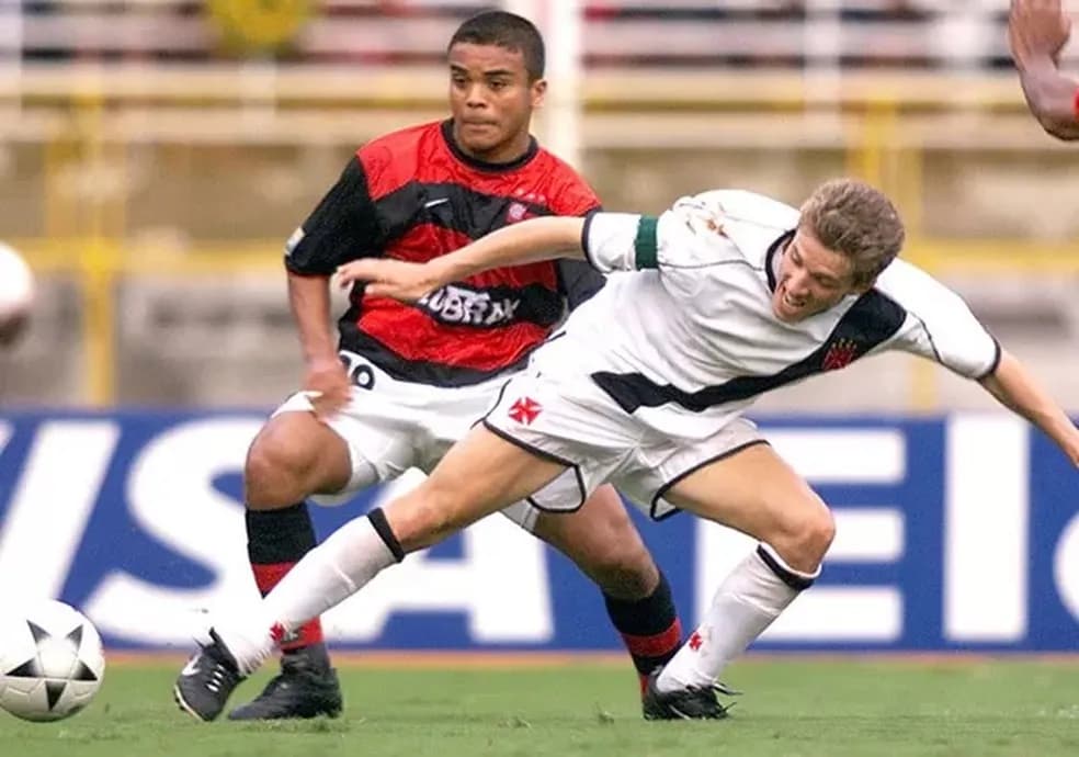 Roma irá reencontrar Flamengo e companheiros antigos no Estádio Mangueirão