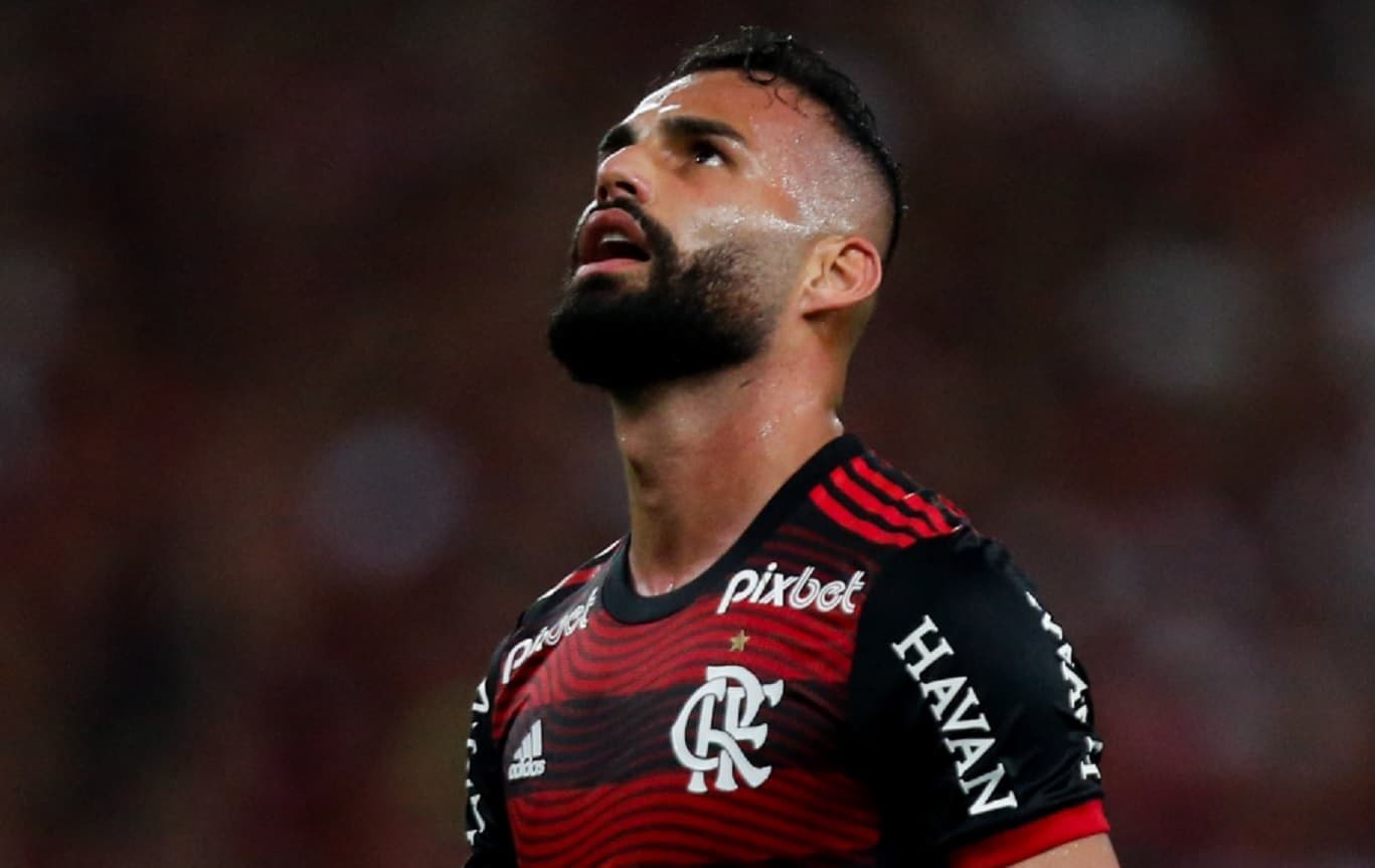thiago maia em ação pelo flamengo