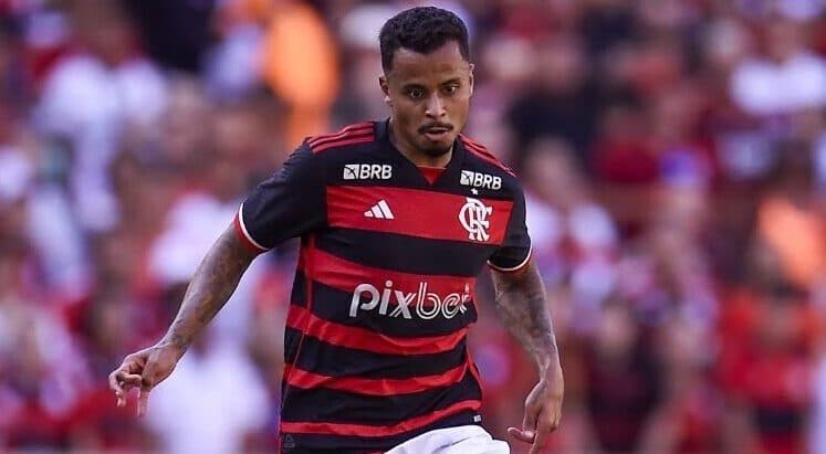 Allan em jogo do Flamengo; volante deixou Vasco x Flamengo lesionado e vai ser reavaliado