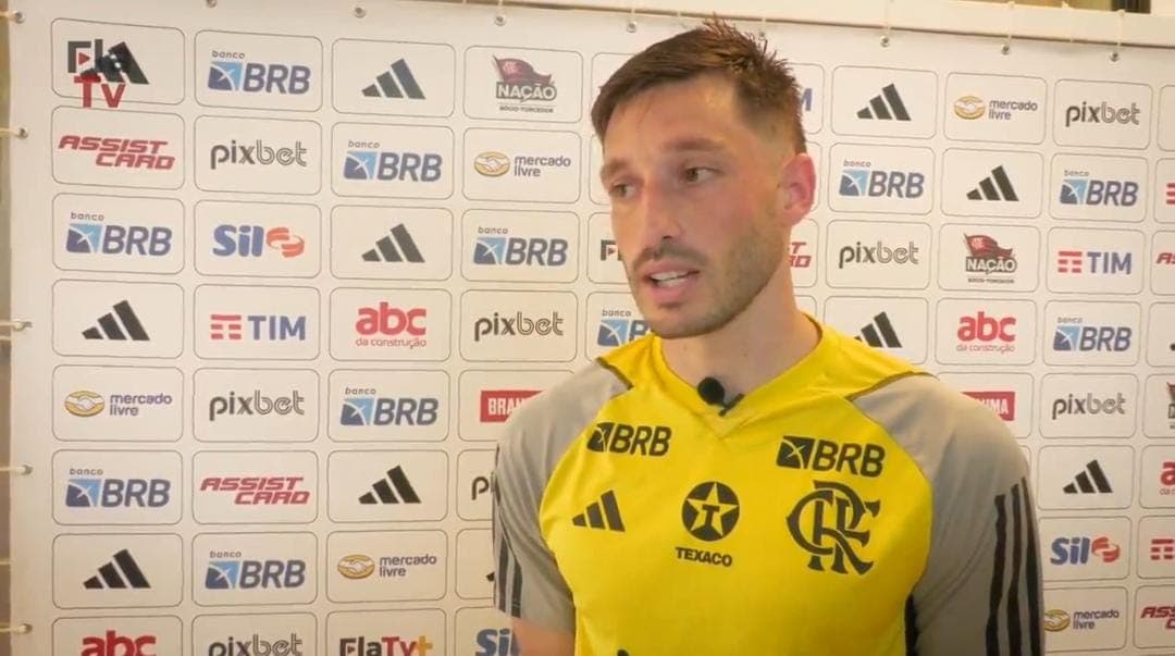 Matías Viña fala à Fla TV