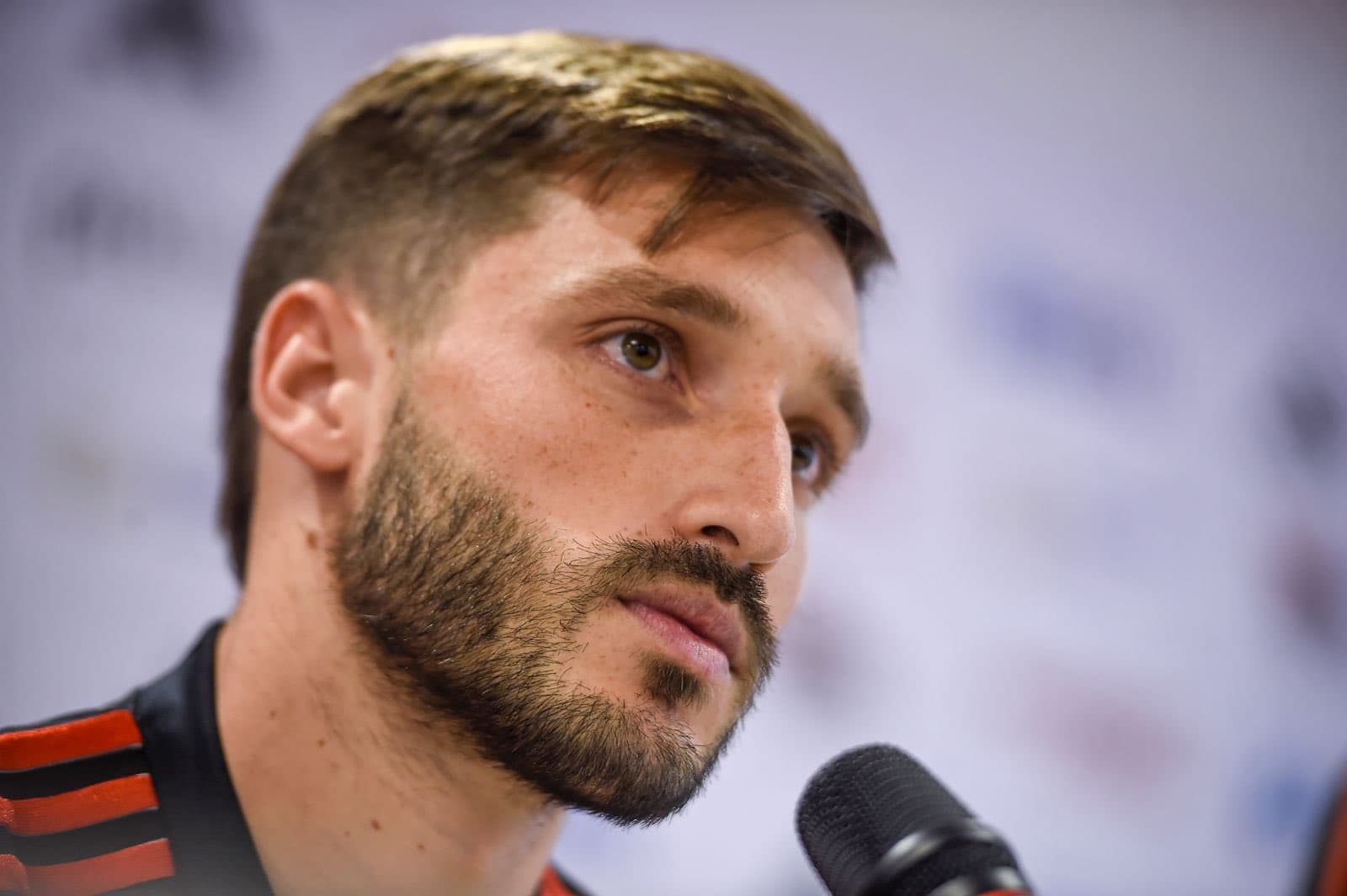 Viña, em apresentação pelo Flamengo, foi questionado sobre Palmeiras