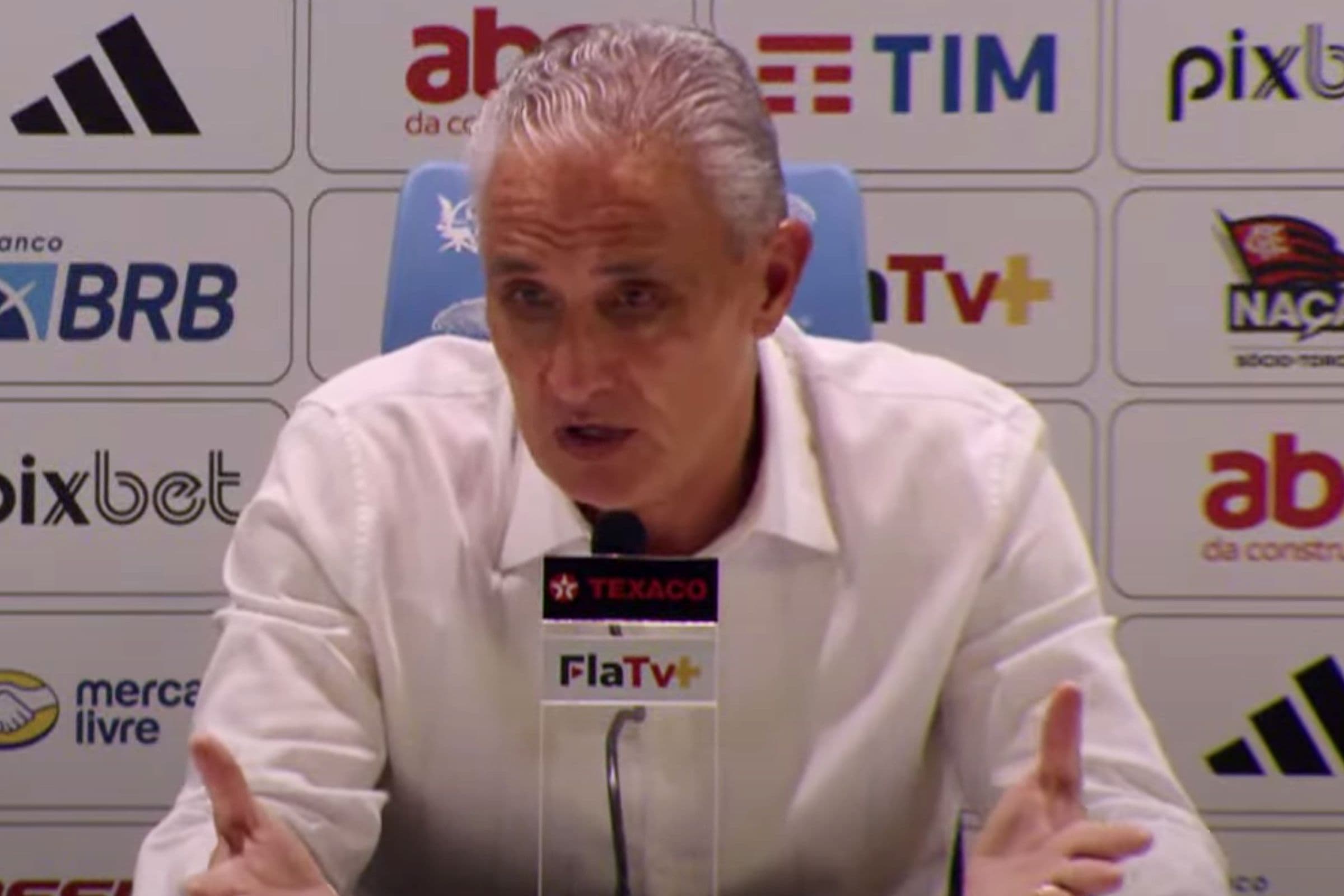 Tite elogiou atuação de pontas do Flamengo contra o Boavista