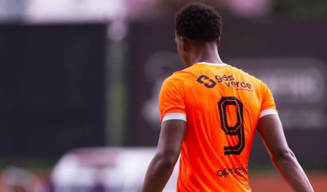 carlinhos do nova iguaçu é especulado no flamengo