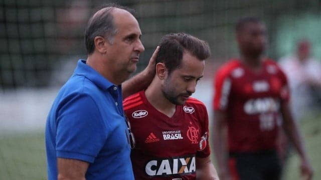 carlos noval assume cargo no flamengo