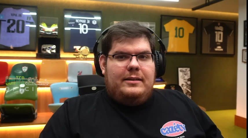 Idealizador da Cazé TV rebateu comentários sobre clubismo em Flamengo x Vasco, mas apontou onde melhorar para evolução do canal