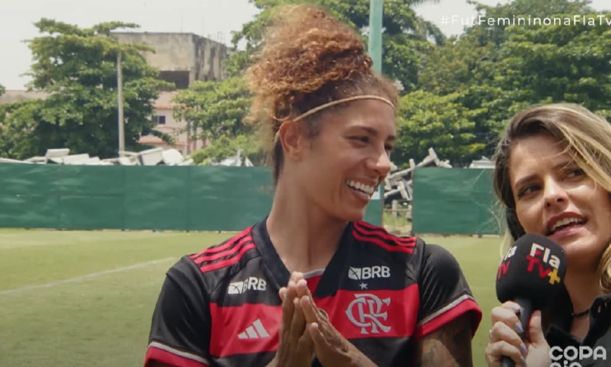 cristiane vibra com gol pelo flamengo