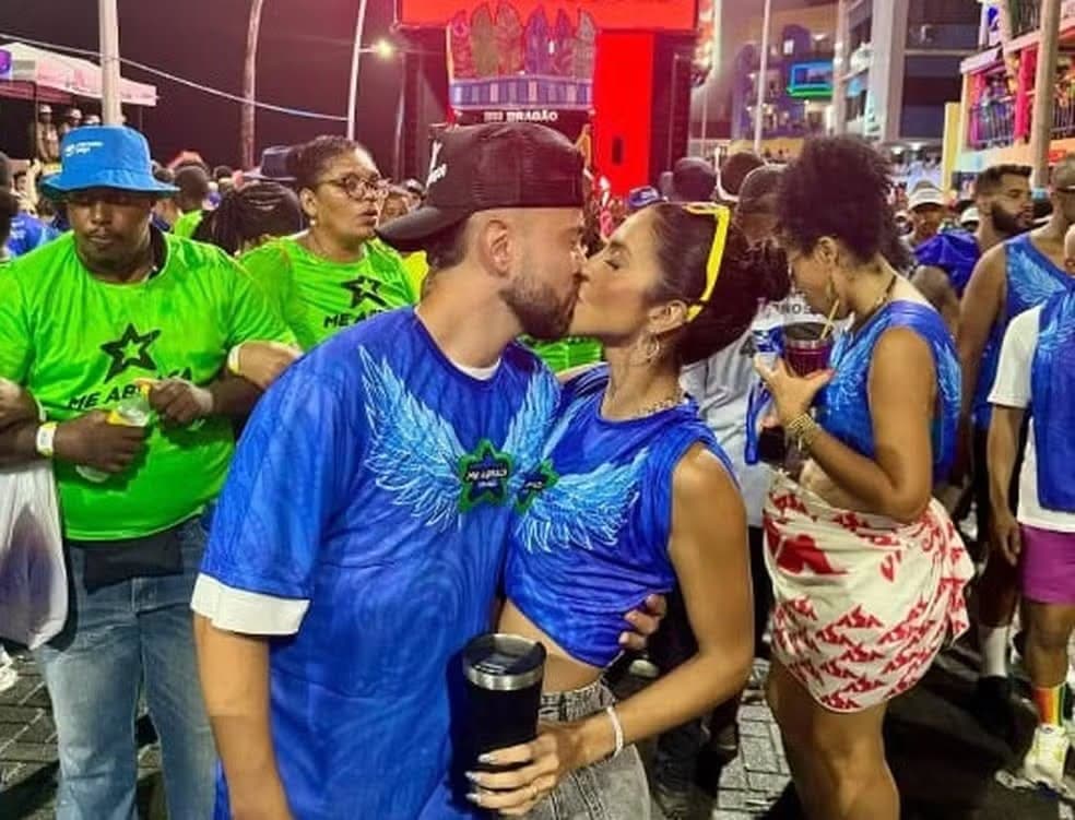 Everton Ribeiro curte o Carnaval de 2024 em Salvador juntamente com esposa, Marilia Nery