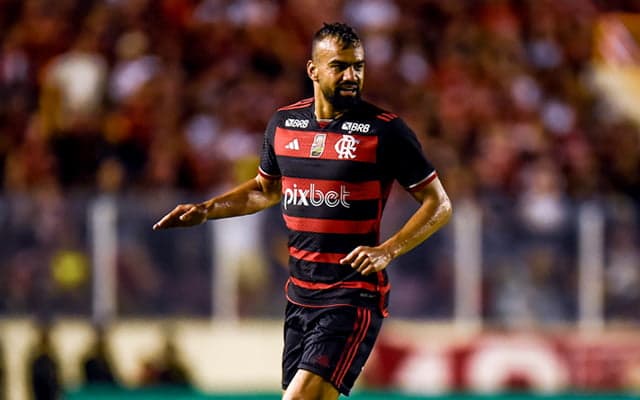 Flamengo é o time que menos concede finalizações ao alvo nos estaduais.