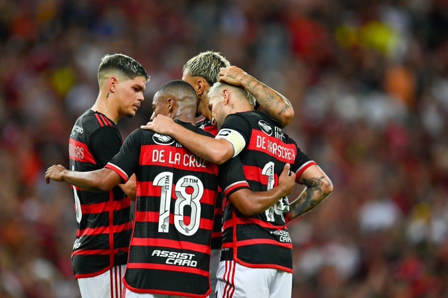 jogadores do Flamengo comemoram gol diante do boavista, pela 9ª rodada do Carioca 2024.