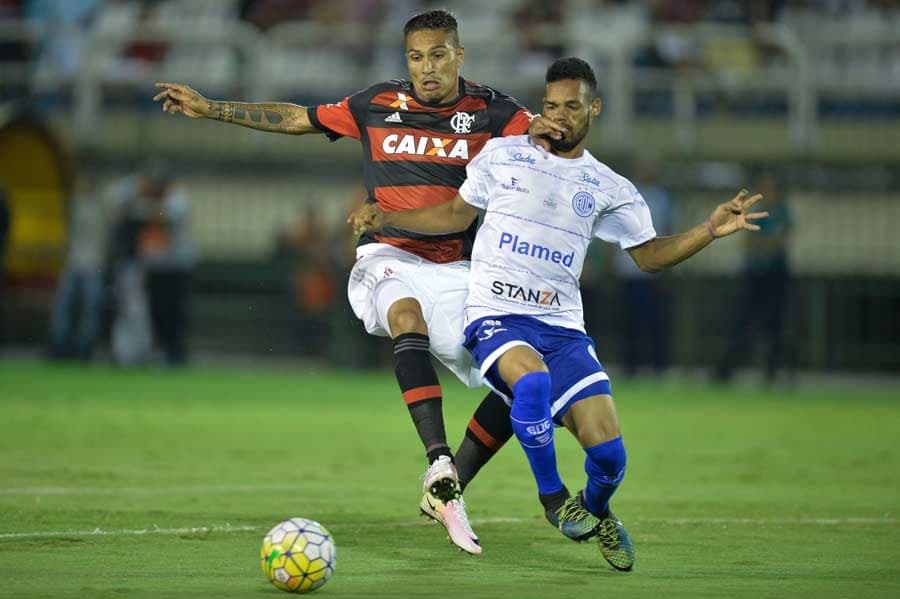 Flamengo perdeu partida para time de Série C em última partida jogada no Batistão, em Sergipe