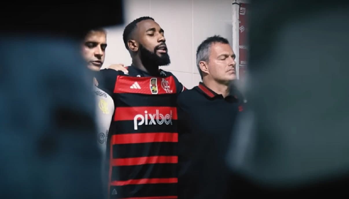 gerson em vestiário do flamengo