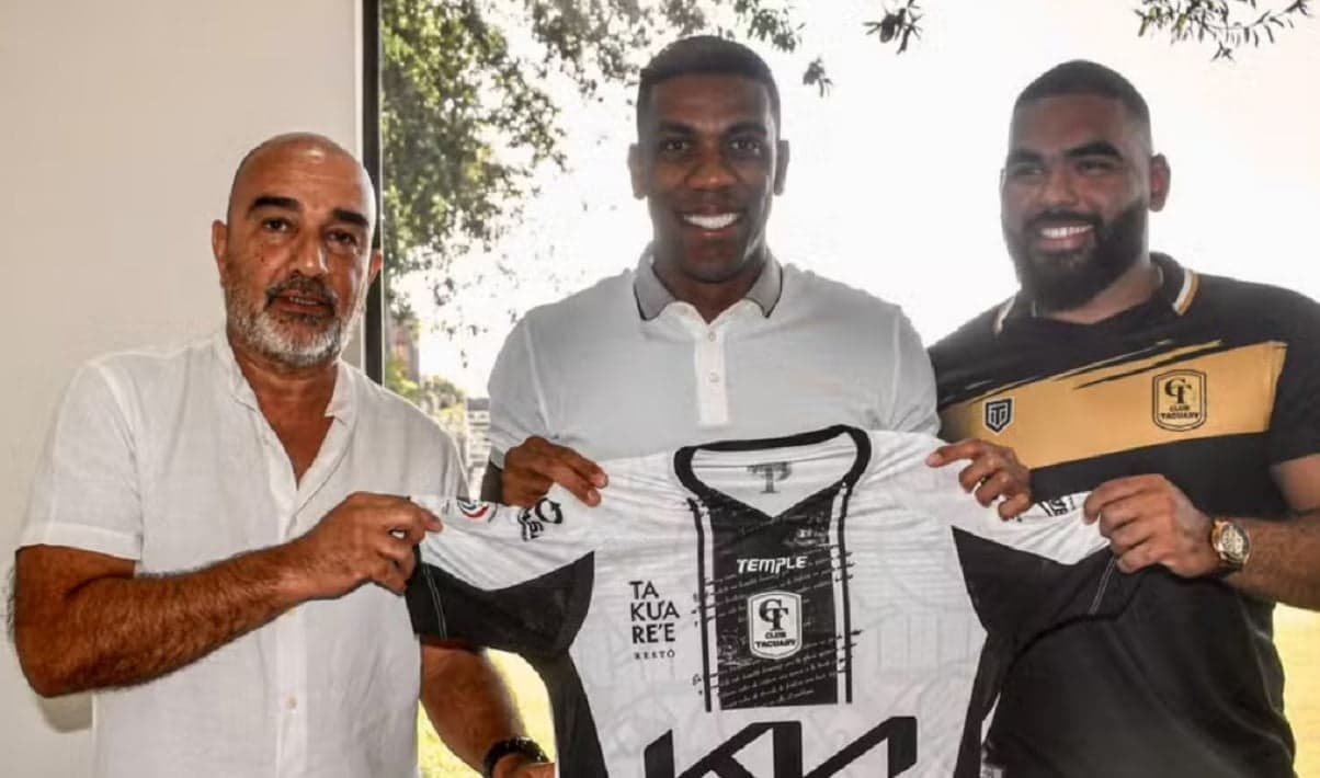 orlando berrío ex-flamengo vai para o paraguai