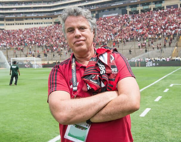 Gustavo Oliveira comenta arrecação recorde do Flamengo e pede mudanças no futebol brasileiro para seguir crescendo