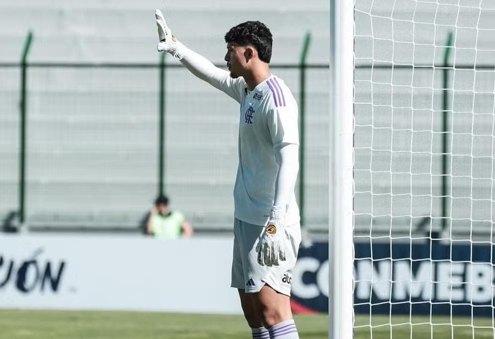 Lucas Furtado durante jogo do Flamengo