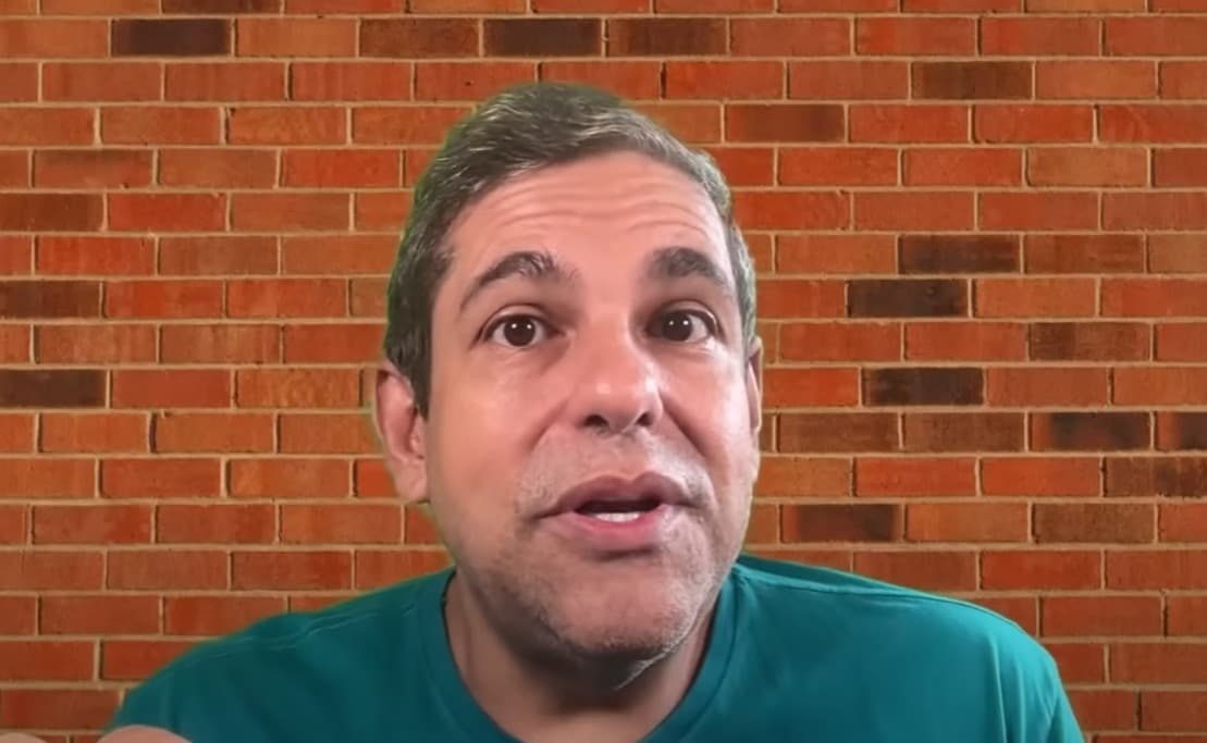 João Guilherme em vídeo no seu canal no Youtube; Jornalista analisou convocação de Fabrício Bruno para a Seleçãoi Brasileira